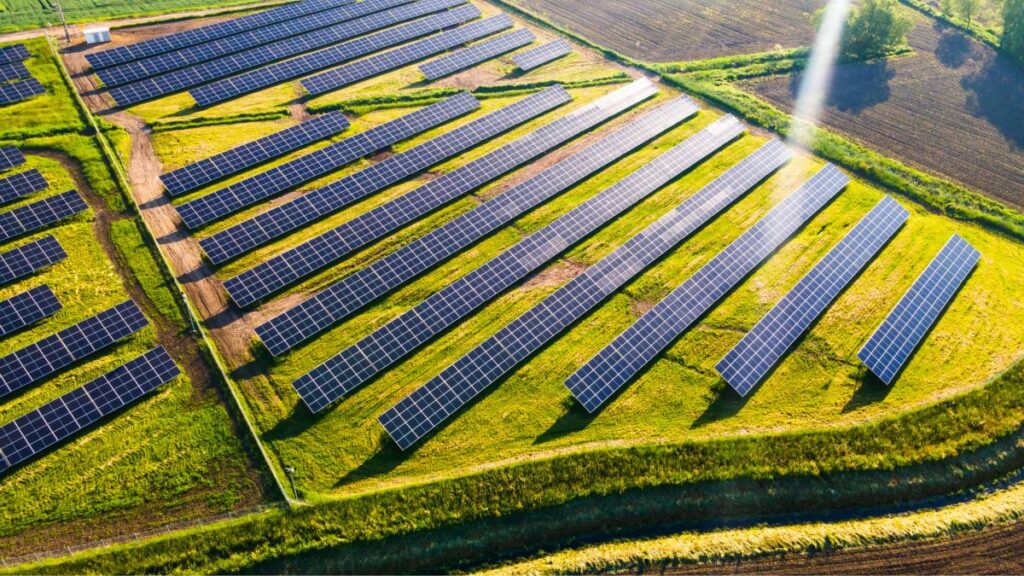 Energia Solar no Campo Revolucionando a Agricultura com as Estratégias do Produtor Rural